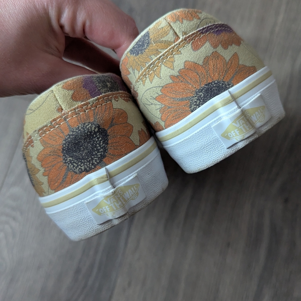 Vans Doheny Sunflowers Daisies Floral Classic Sneakers - Picture 5 of 9